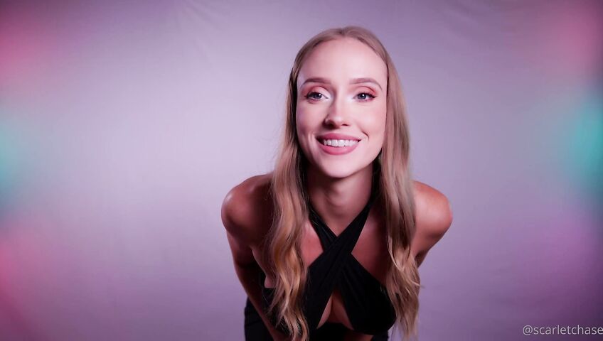 Scarlet Chase - Lingerie Try On BTS Dildo Squirt