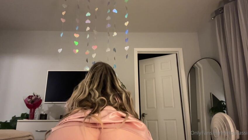 Miss Cassi ASMR - 26 Feb 2026 - Massage ASMR Shirt Scratching Sounds Oil Sounds OnlyFans Leak