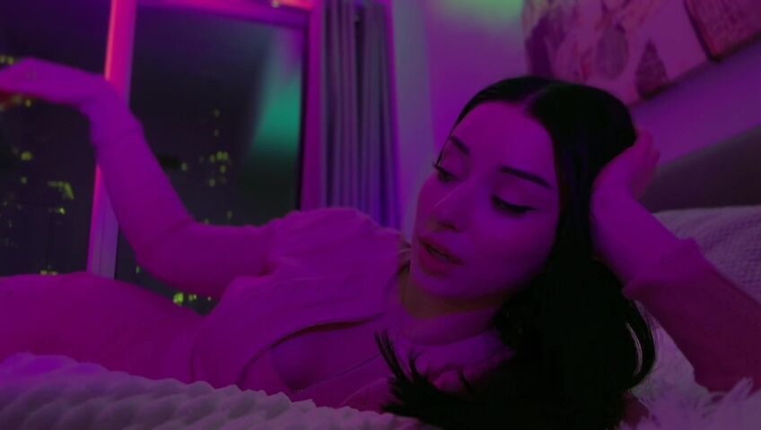 The MashaKata - ASMR Cozy In Bed