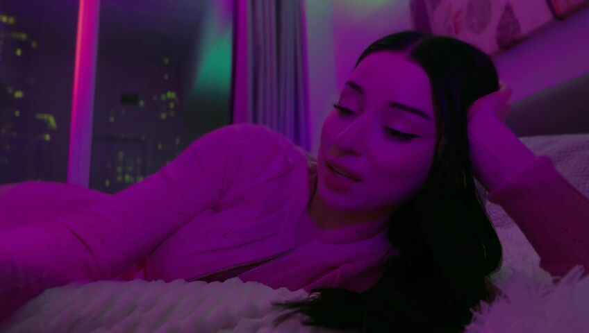 The MashaKata - ASMR Cozy In Bed