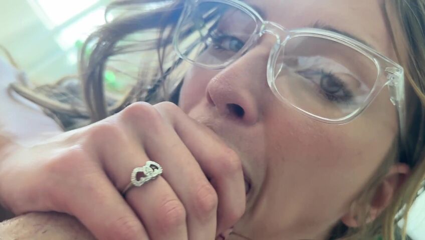 Sisters First Sex Tape ~ Macy Meadows