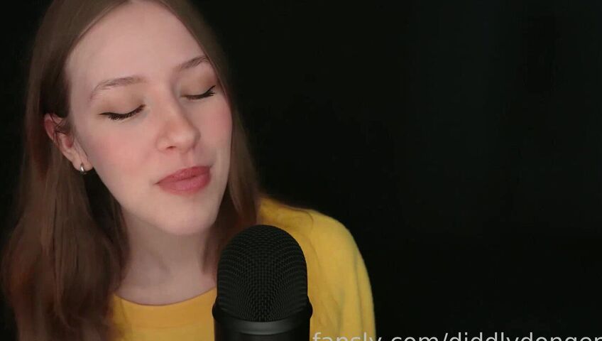Diddly ASMR - 25 March 2026 - Rub one out for me quickly??  pleeeeease?
