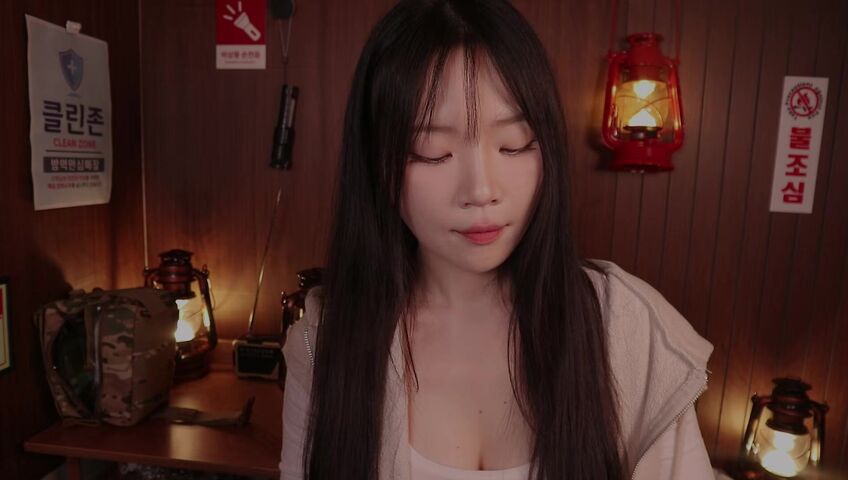 [ASMR]nara_나라 - 16 April 2026 - Being Cared for in an Isolated Mountain Shelter During a Heavy Storm​