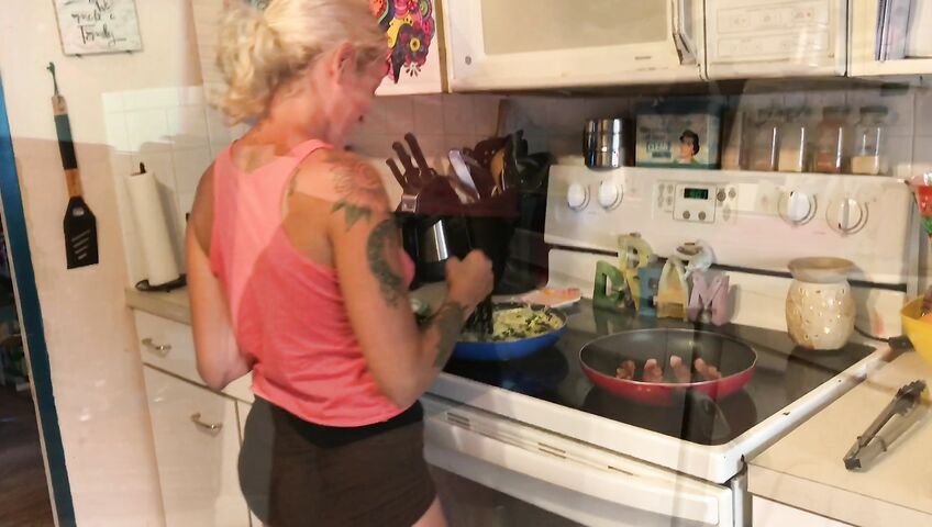 Keri Love - stepson beg slut stepmommy to fuck