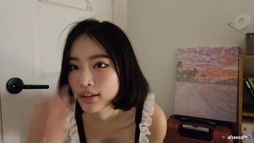 Crystal1 ASMR - Sexy Asian Maid Cosplay