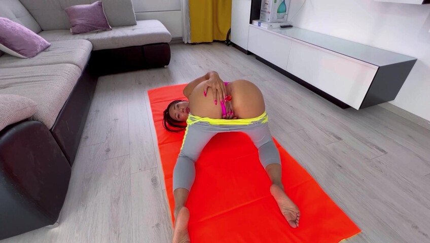 Ayumi Anime - YOGA hour CUM w ANAL PLAY