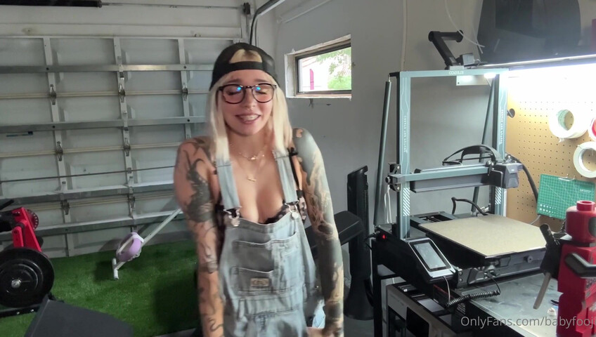 BabyFooji - Handygirl