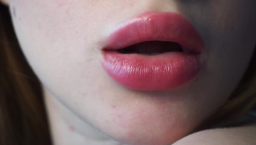 Babyheavanian - Lipstick Try on Close to Camera