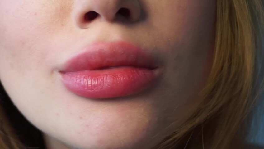 Babyheavanian - Lipstick Try on Close to Camera