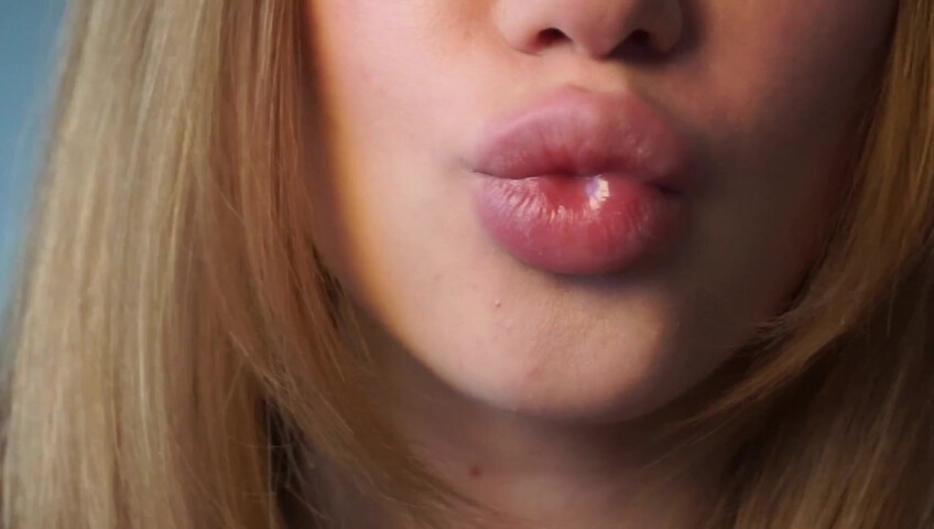 Babyheavanian - Lipstick Try on Close to Camera