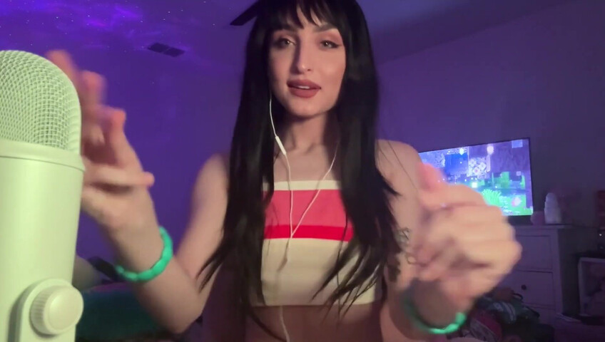 Beebee ASMR - Cosplay with u