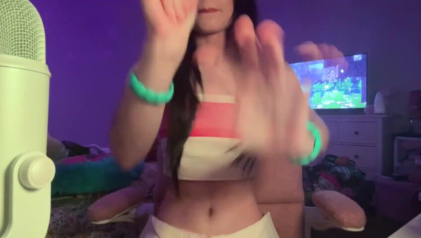 Beebee ASMR - Cosplay with u