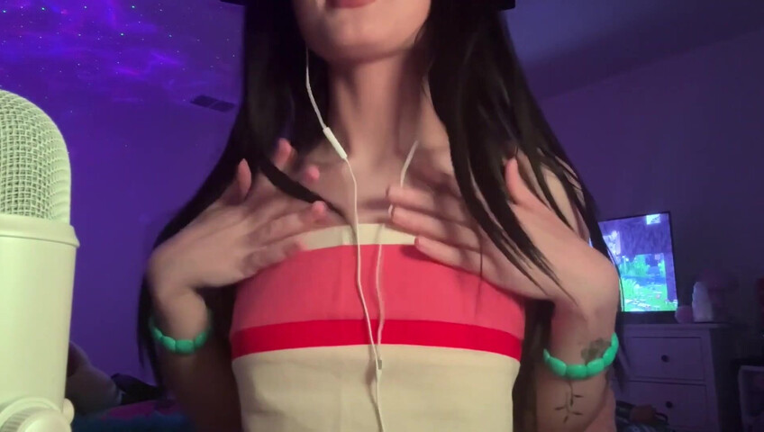 Beebee ASMR - Cosplay with u