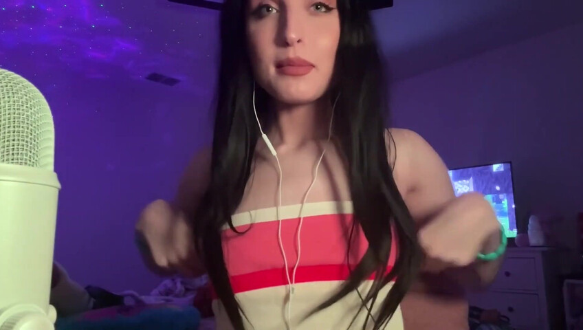 Beebee ASMR - Cosplay with u