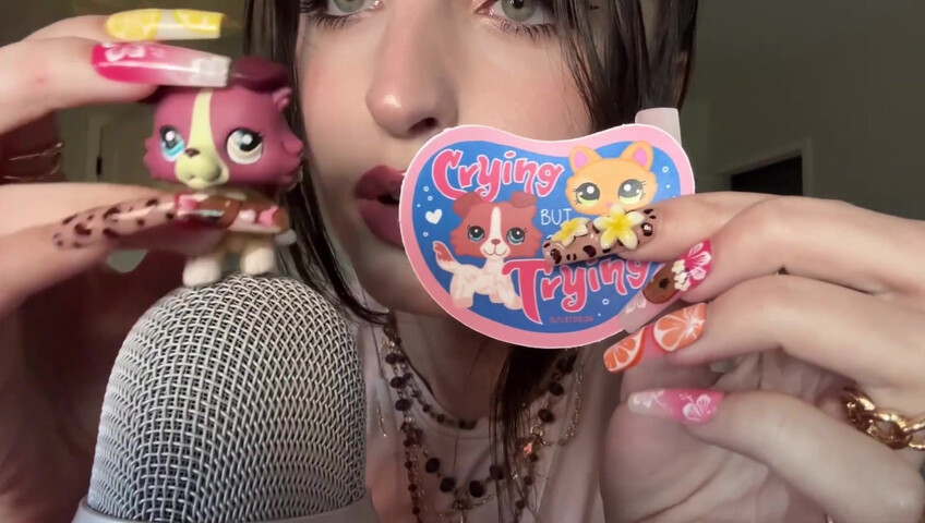 Beebee ASMR - XL Nail Tapping, Scratching, w⧸ Random Objects, Upclose Whisperi