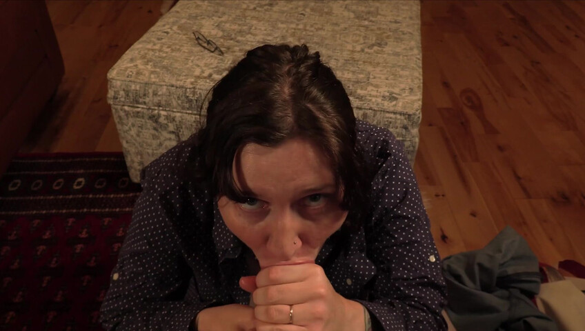 Bettie Bondage - Bully Gets MILF to Gag and Squirt