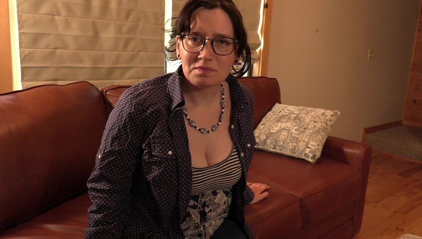 Bettie Bondage - Bully Gets MILF to Gag and Squirt