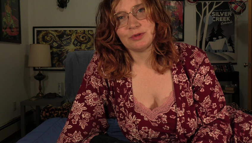 Bettie Bondage - Caught Mom Masturbating