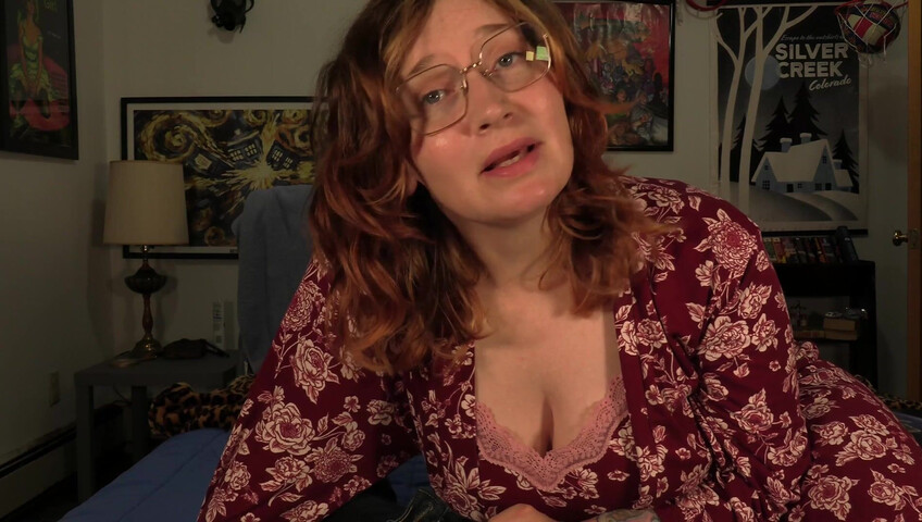 Bettie Bondage - Caught Mom Masturbating