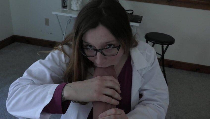 Bettie Bondage - Doctor Loves Your Big Dick