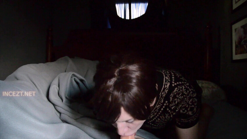 Bettie Bondage - Forcing Mom to Fuck Me On My Sisters Bed HD