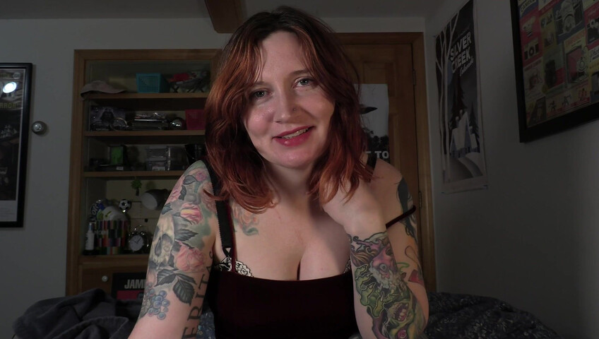 Bettie Bondage - Fucking Mom During the Holiday Party