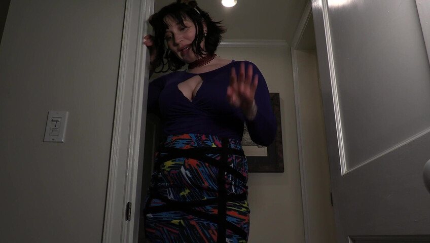 Bettie Bondage - MILF Rides You at the Sleepover