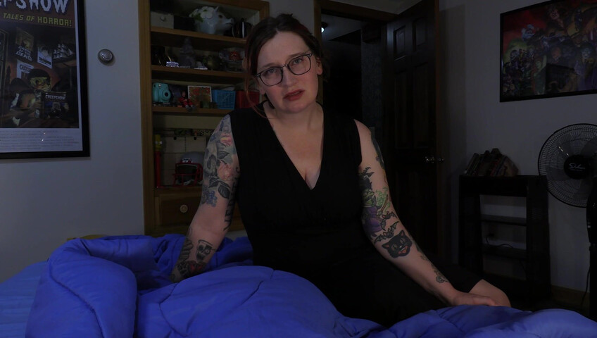 Bettie Bondage - Mom's Truth About the School Trip