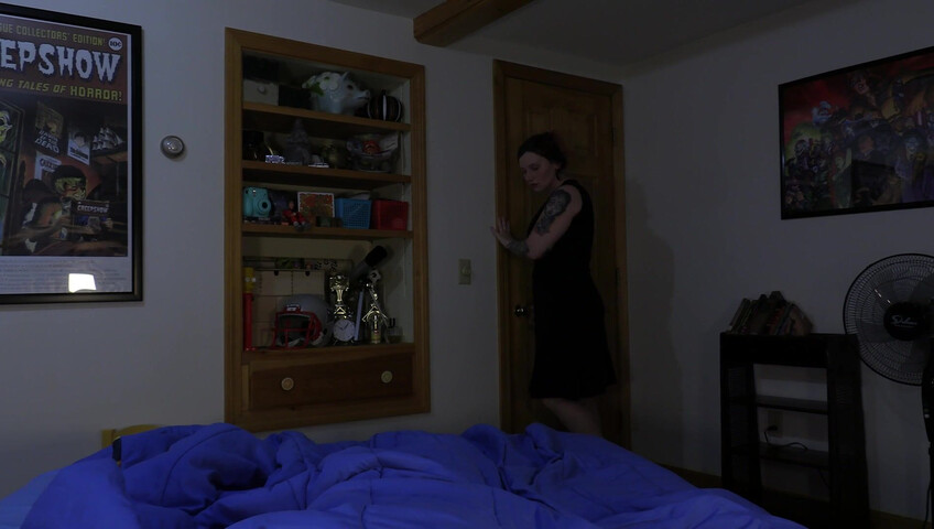 Bettie Bondage - Mom's Truth About the School Trip