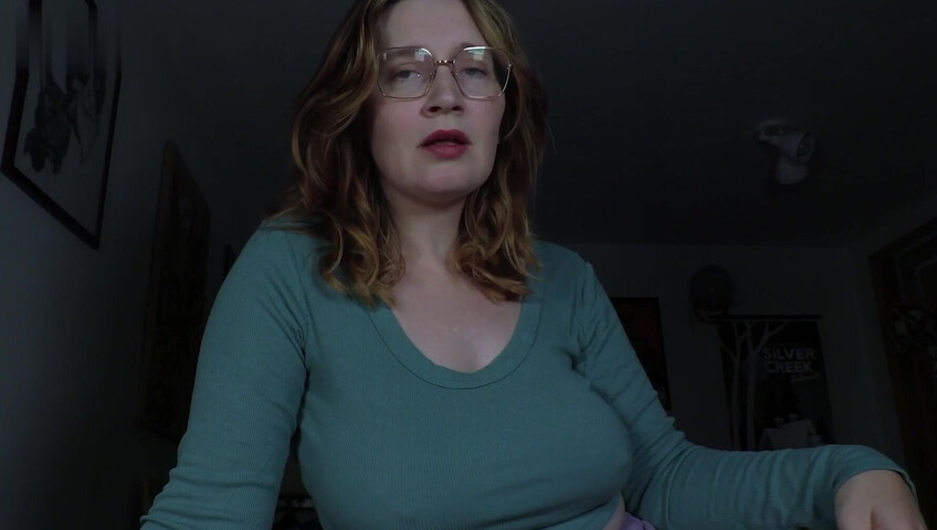 Bettie Bondage - Mommy Needs A Fix