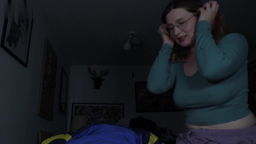 Bettie Bondage - Mommy Needs A Fix