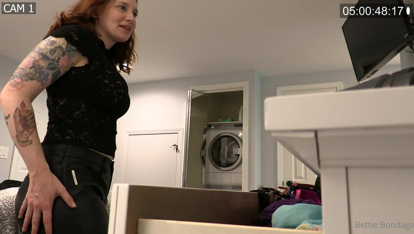 Bettie Bondage - Mommy Roleplay
