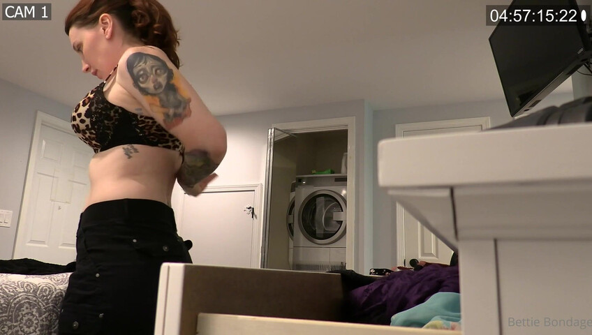 Bettie Bondage - Mommy Roleplay