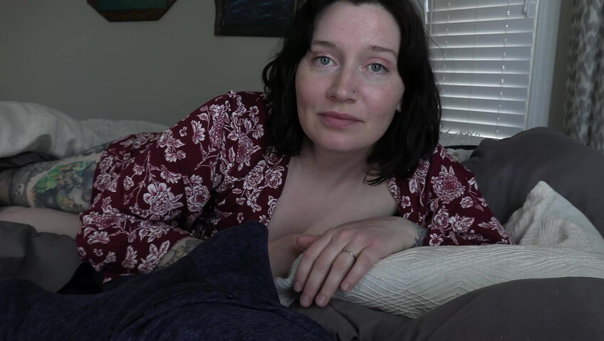 Bettie Bondage - Morning Wood with Mommy