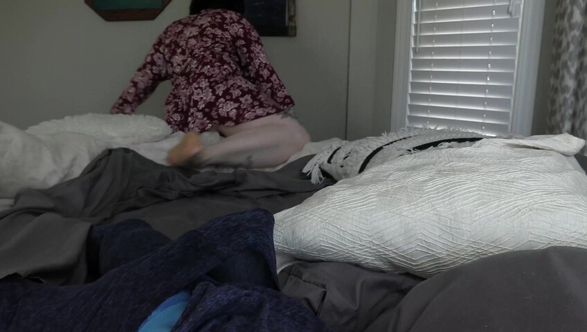 Bettie Bondage - Morning Wood with Mommy