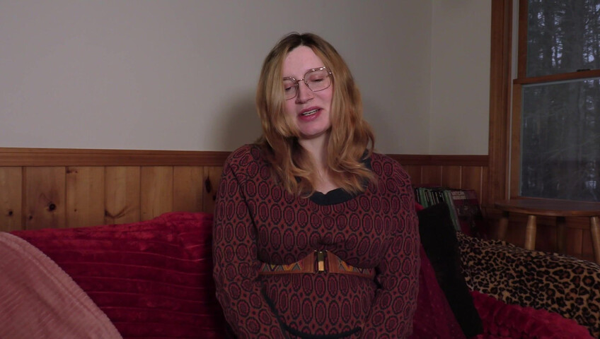 Bettie Bondage - Naive MILF Tricked During Valentine's Photoshoot