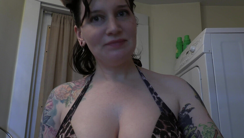 Bettie Bondage - Prom Night with Mom