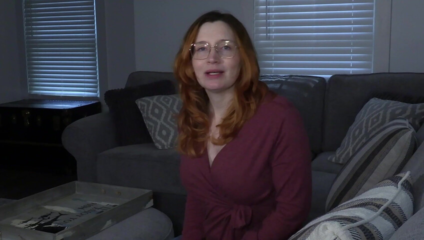 Bettie Bondage - Size Queen Step-Mom in 4K