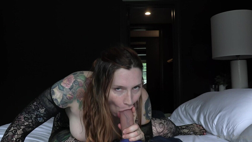 Bettie Bondage - Spying on Best Friend's Mom