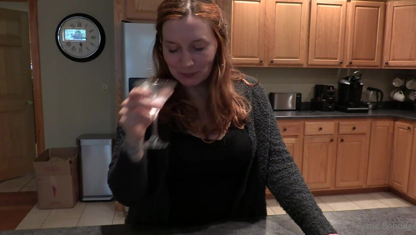 Bettie Bondage - Spying on Best Friend's Mom