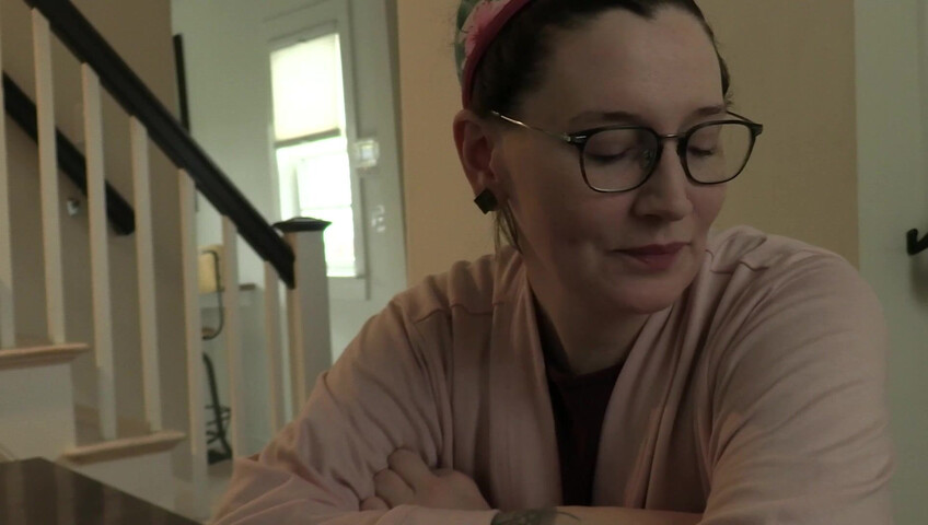 Bettie Bondage - Staying with Mom