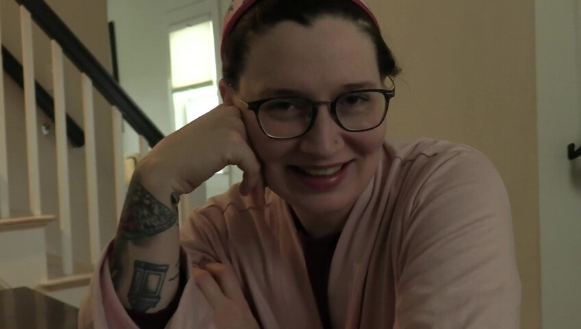 Bettie Bondage - Staying with Mom