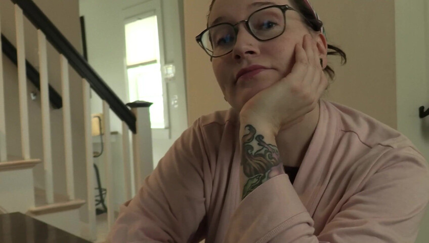 Bettie Bondage - Staying with Mom