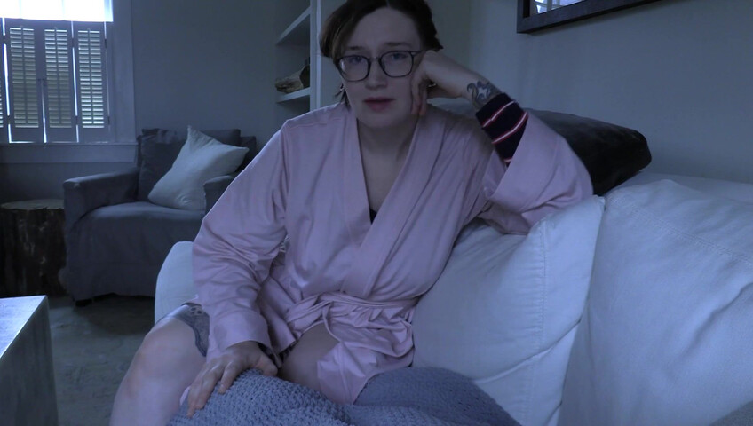 Bettie Bondage - Staying with Mom