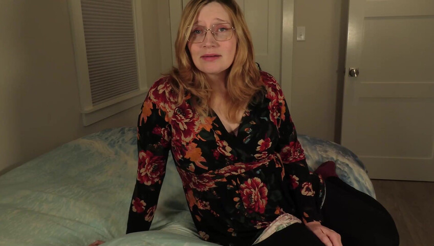 Bettie Bondage Pregnant - 4 January 2025 - Gullible Mom's Guest of Honor is A Bully