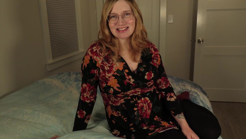 Bettie Bondage Pregnant - 4 January 2025 - Gullible Mom's Guest of Honor is A Bully