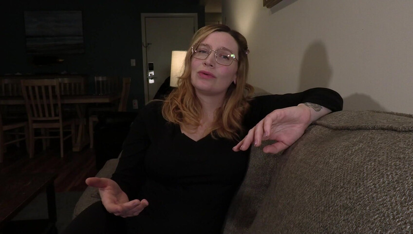 Bettie Bondage – Small Penis Lessons With Mom