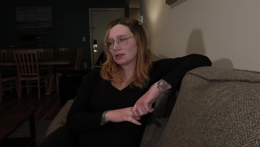 Bettie Bondage – Small Penis Lessons With Mom