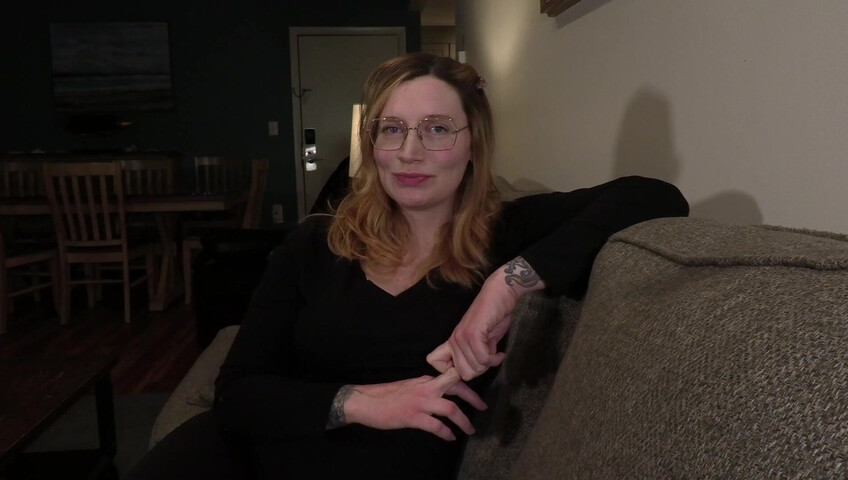 Bettie Bondage – Small Penis Lessons With Mom