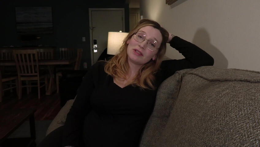 Bettie Bondage – Small Penis Lessons With Mom